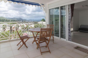 Sunny cottage, belle terrasse, proche et vue mer